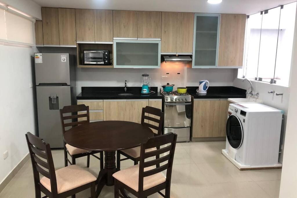 Modern Miraflores Tourist Area Apartment ลิมา ภายนอก รูปภาพ